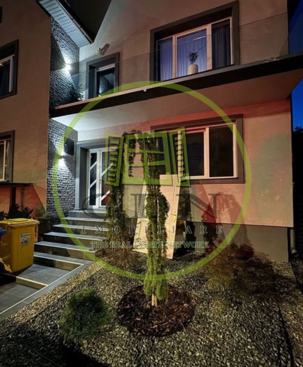 Inchiriez Spatiu Birouri, 100 mp utili