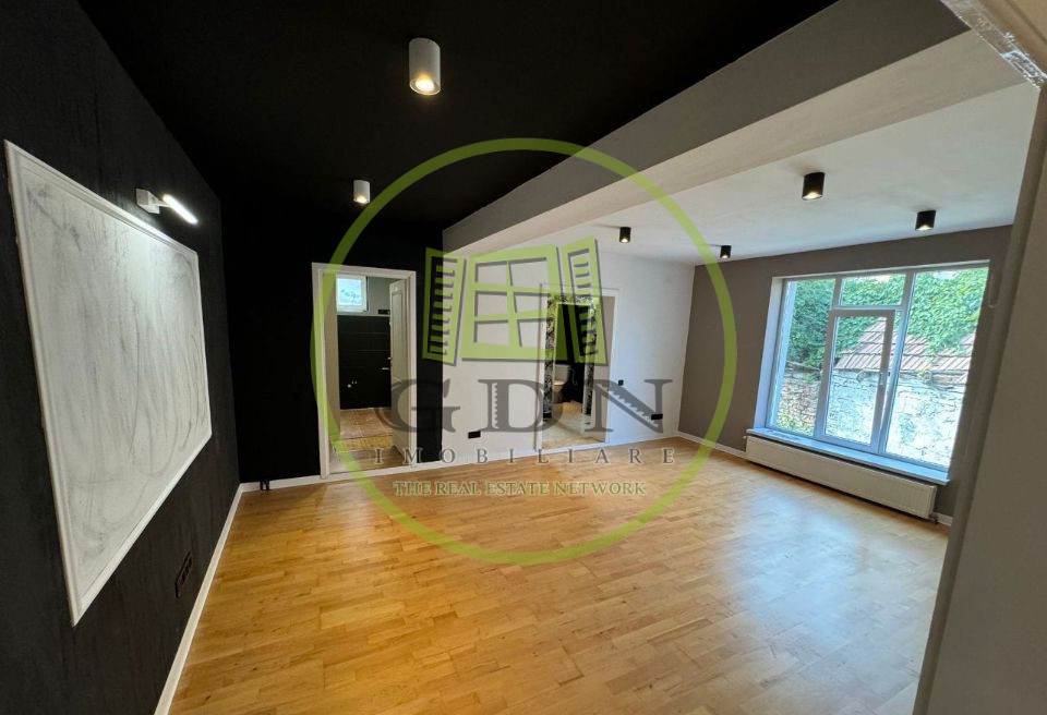 Inchiriez Spatiu Birouri, 100 mp utili