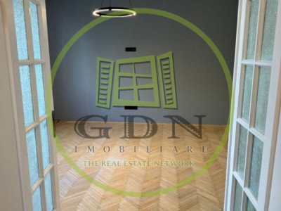 Inchiriez Spatiu Birouri, 100 mp utili