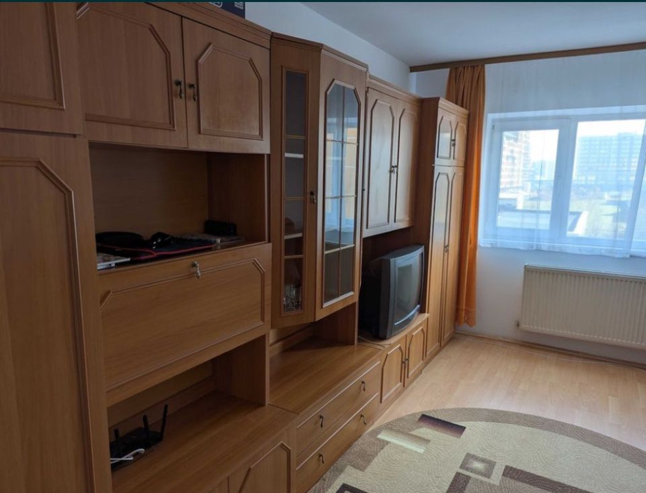 Inchiriez Apartament ,Decomandat, 52 mp utili,Piata Rahova