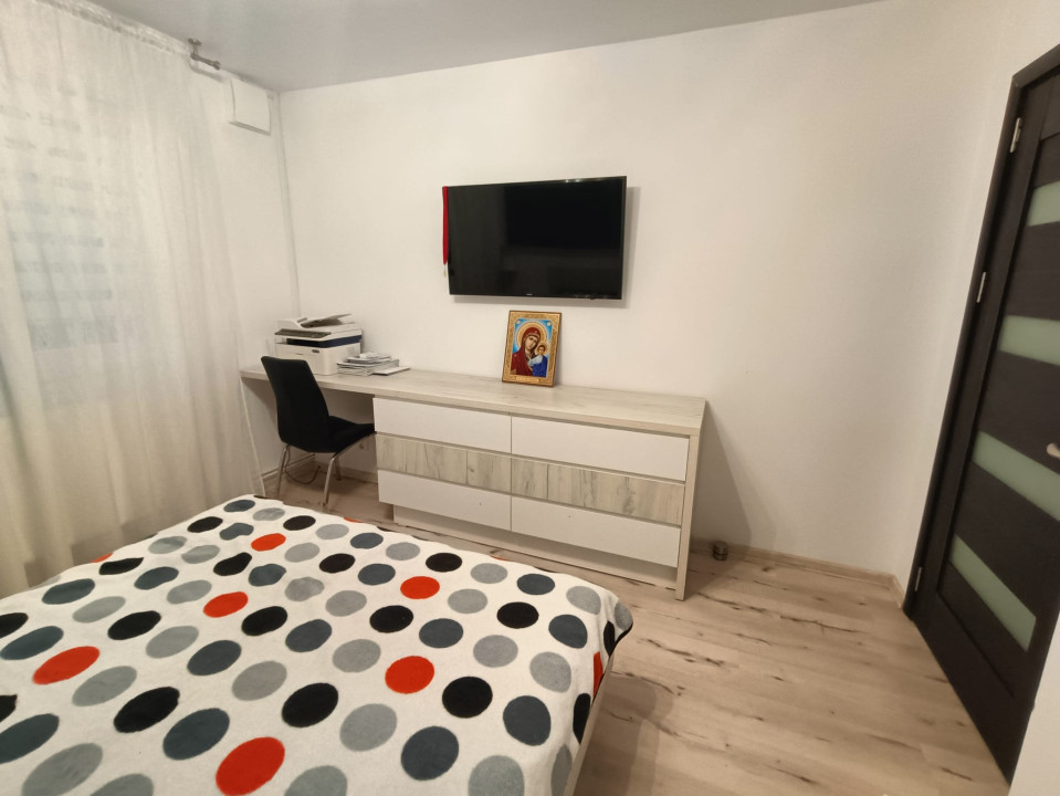 Apartament 3 camere, decomandat, 71.78mp, cartier Craiovita, zona Fortuna