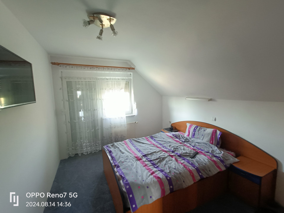 Casă cu etaj de vânzare în Reghin