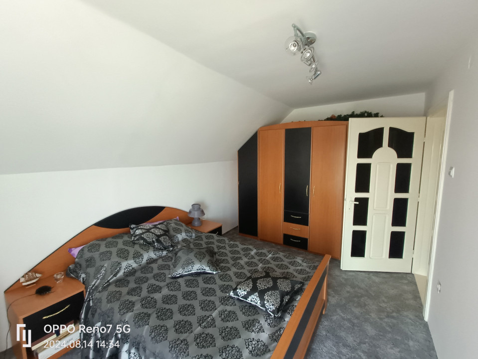 Casă cu etaj de vânzare în Reghin