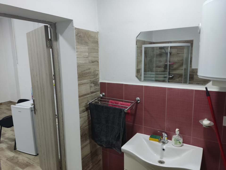 Apartament  2 camere de vânzare Decebal