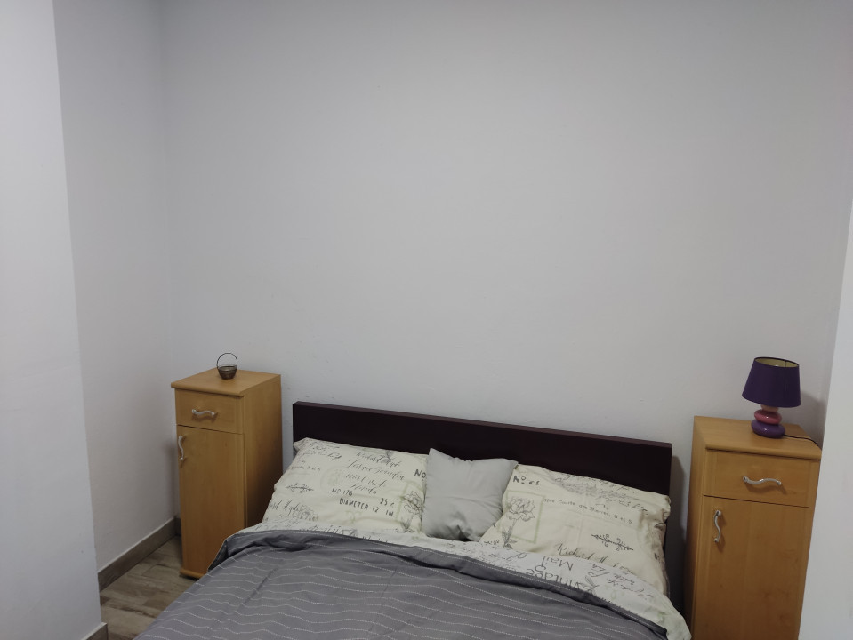 Apartament  2 camere de vânzare Decebal