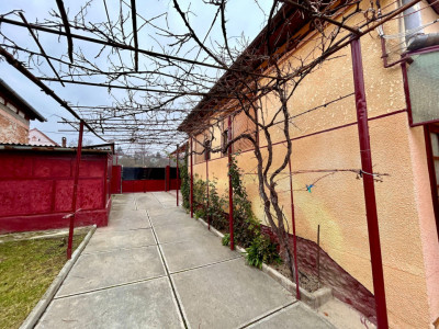Casă individuală de vânzare | 105 mp | teren de 1400 mp - Șeica Mare 
