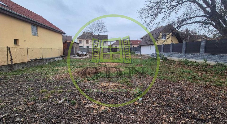 Vand Teren, Central, 714 mp, Intravilan, Pretabil constructie casa.