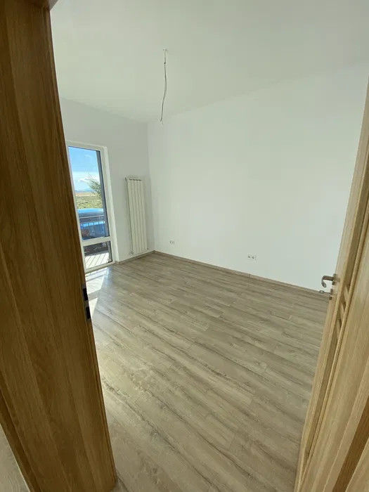 Apartament de vânzare - 3 camere- zona Calea Cisnădiei