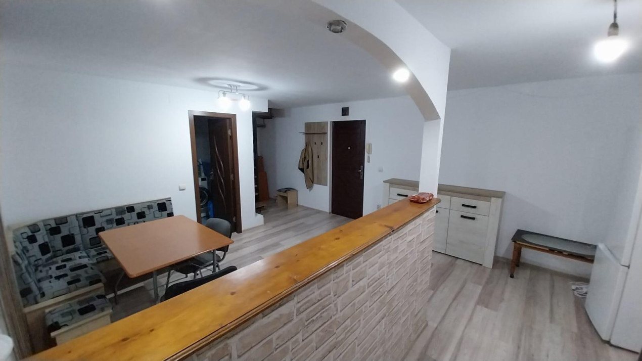 Apartament in inchiriere, zona Vasile Aaron, 58mp utili