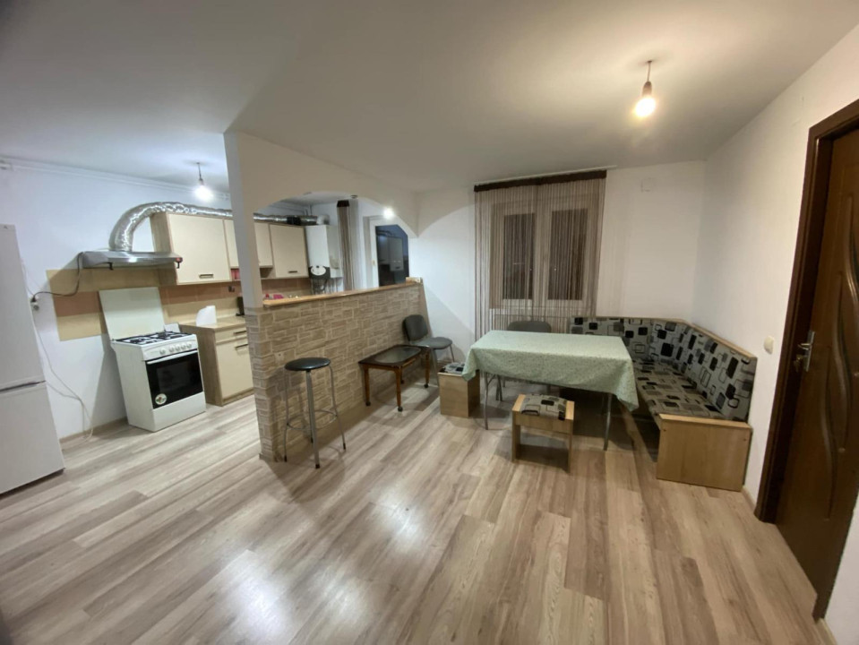 Apartament in inchiriere, zona Vasile Aaron, 58mp utili