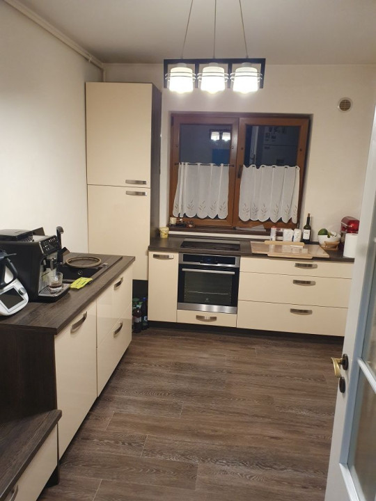 Apartament  3 camere de vanzare 86,95mp în Arhitecților