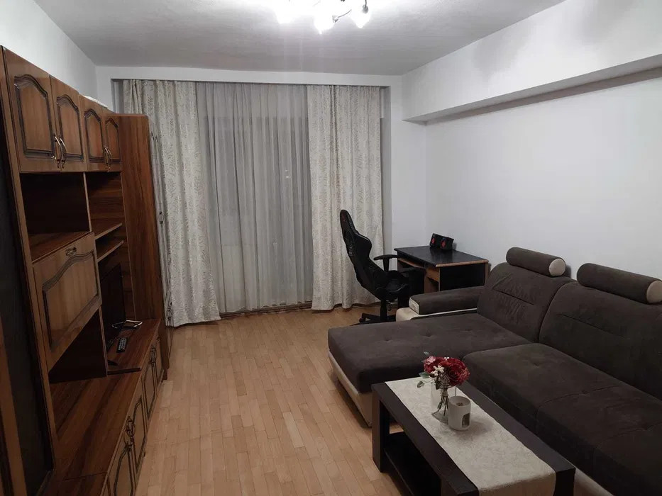 De inchiriat apartament, zona Mihai Viteazul, 67mp utili