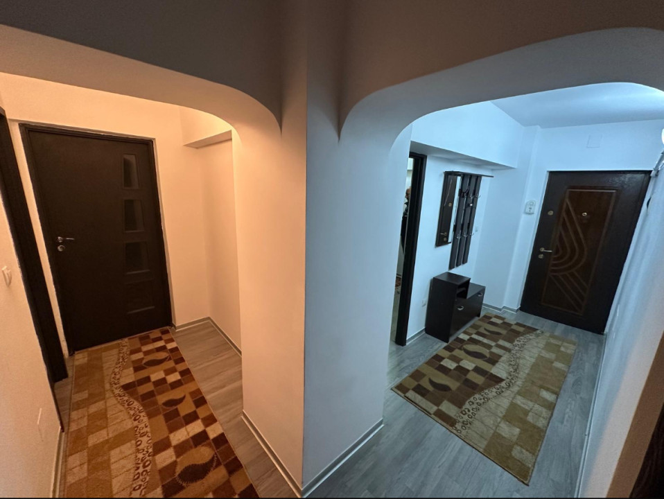 Apartament de închiriat, 2 camere, zonă  Sala Polivalentă