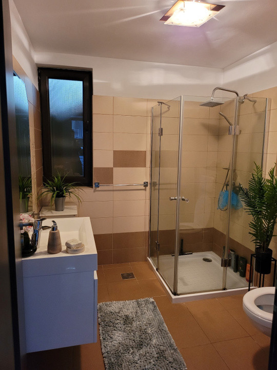 Casa duplex 4 camere- 148 mp utili-curte jacuzzi, intrarea în Cisnădie