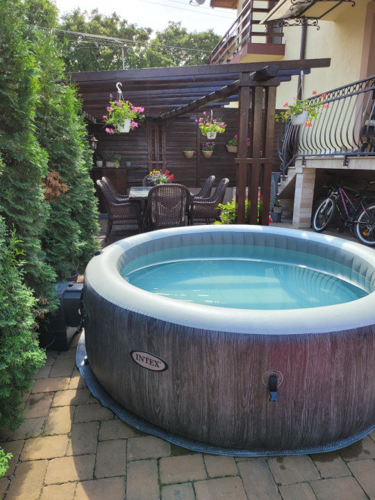 Casa duplex 4 camere- 148 mp utili-curte jacuzzi, intrarea în Cisnădie
