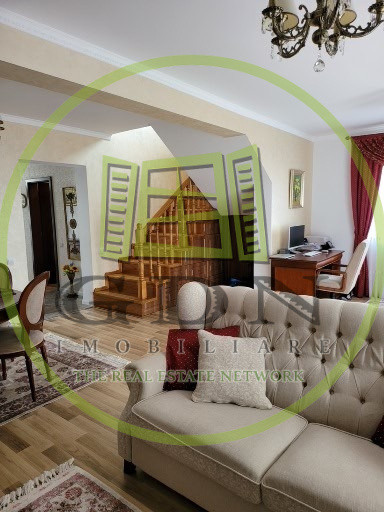 Casa duplex 4 camere- 148 mp, intrarea în Cisnădie