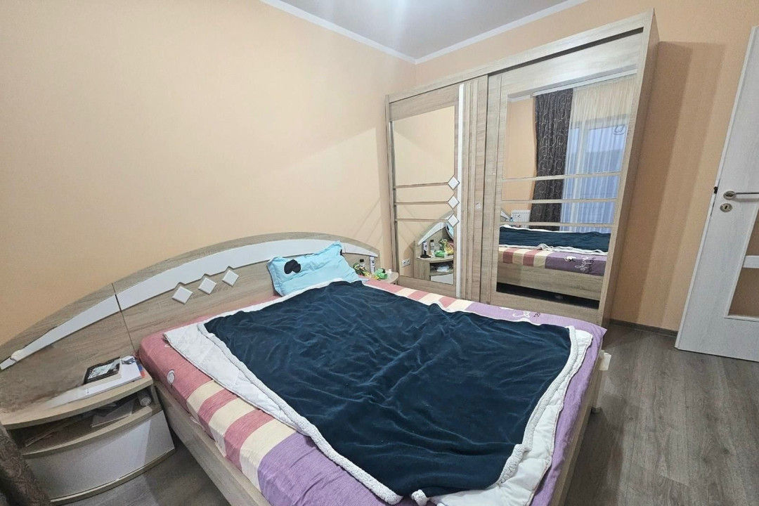 Apartament de vânzare 2 camere, 44 mp  Zona Calea Cisnădiei