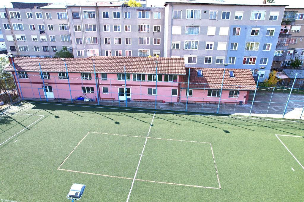 Baza sportivă, zona centrală Ștei, suprafață utilă totală 1.646 mp, Bihor