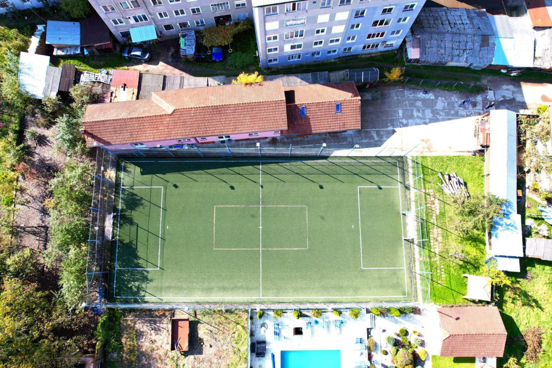 Baza sportivă, zona centrală Ștei, suprafață utilă totală 1.646 mp, Bihor