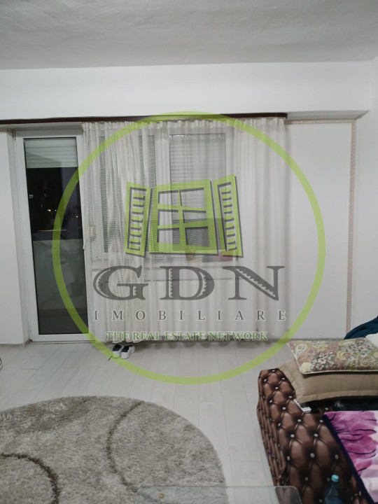 Apartament de vânzare - 2 camere decomandat | 61 mp | Mihai Viteazu 