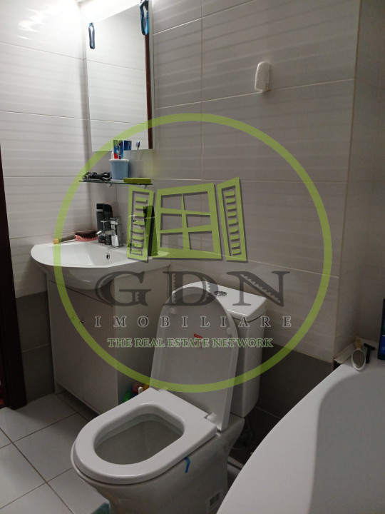 Apartament de vânzare - 2 camere decomandat | 61 mp | Mihai Viteazu 