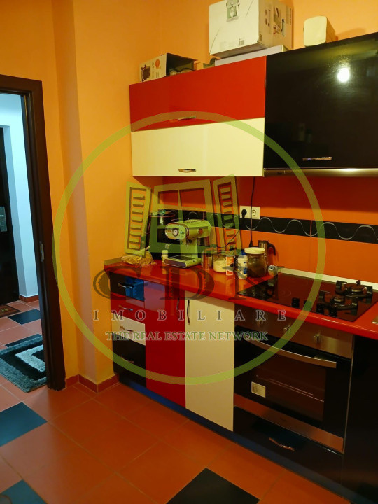 Apartament de vânzare - 2 camere decomandat | 61 mp | Mihai Viteazu 