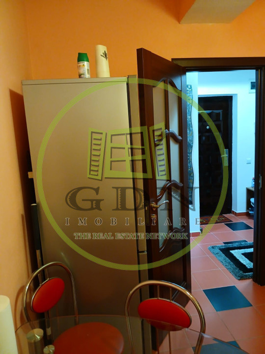 Apartament de vânzare - 2 camere decomandat | 61 mp | Mihai Viteazu 