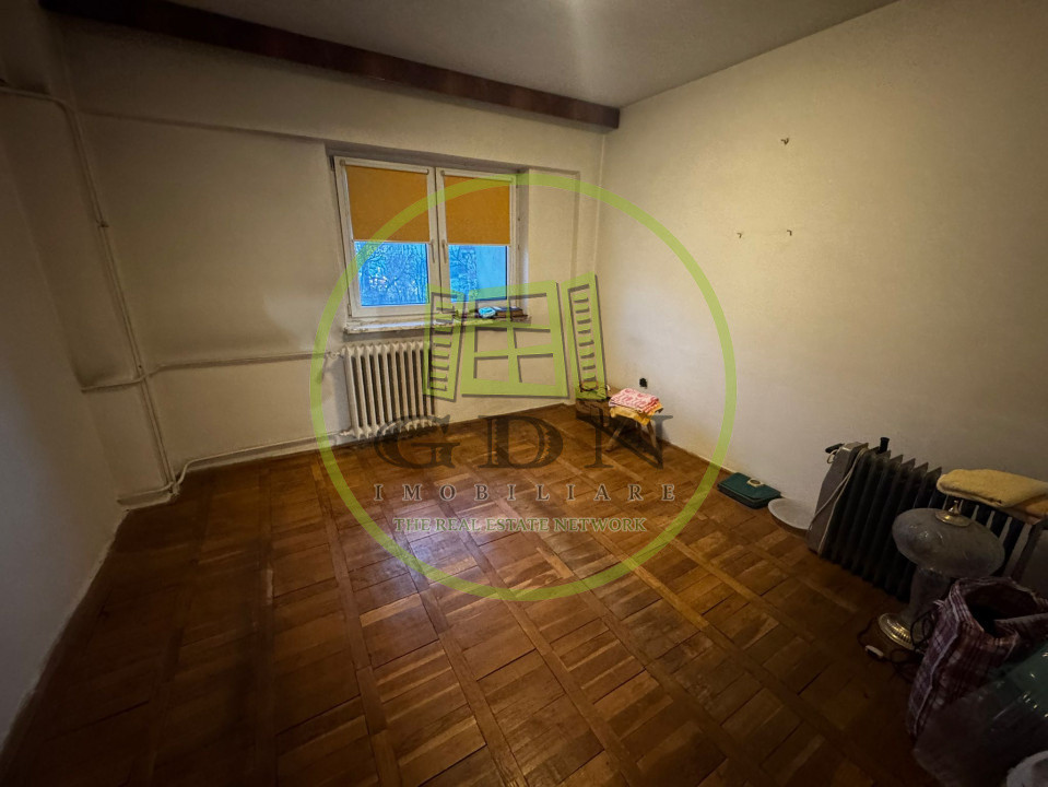 Apartament 3 camere, decomandat, 75,7mp, Centru, zona Muzeul de Arta