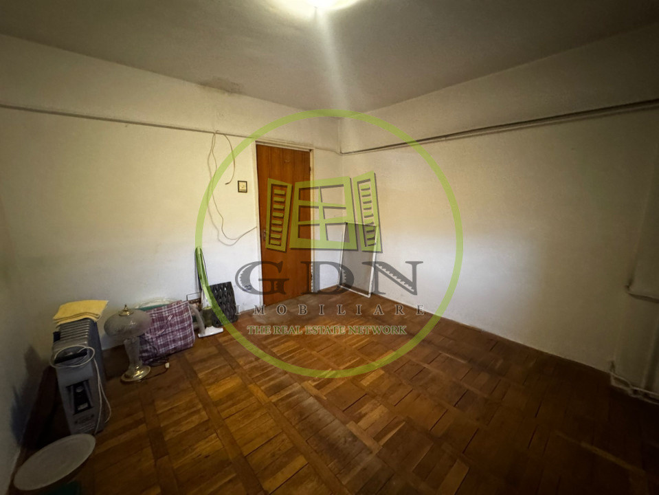 Apartament 3 camere, decomandat, 75,7mp, Centru, zona Muzeul de Arta