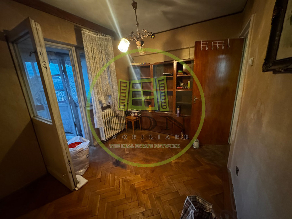 Apartament 3 camere, decomandat, 75,7mp, Centru, zona Muzeul de Arta