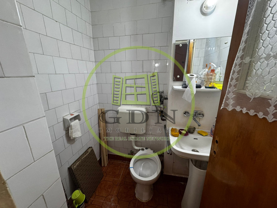 Apartament 3 camere, decomandat, 75,7mp, Centru, zona Muzeul de Arta