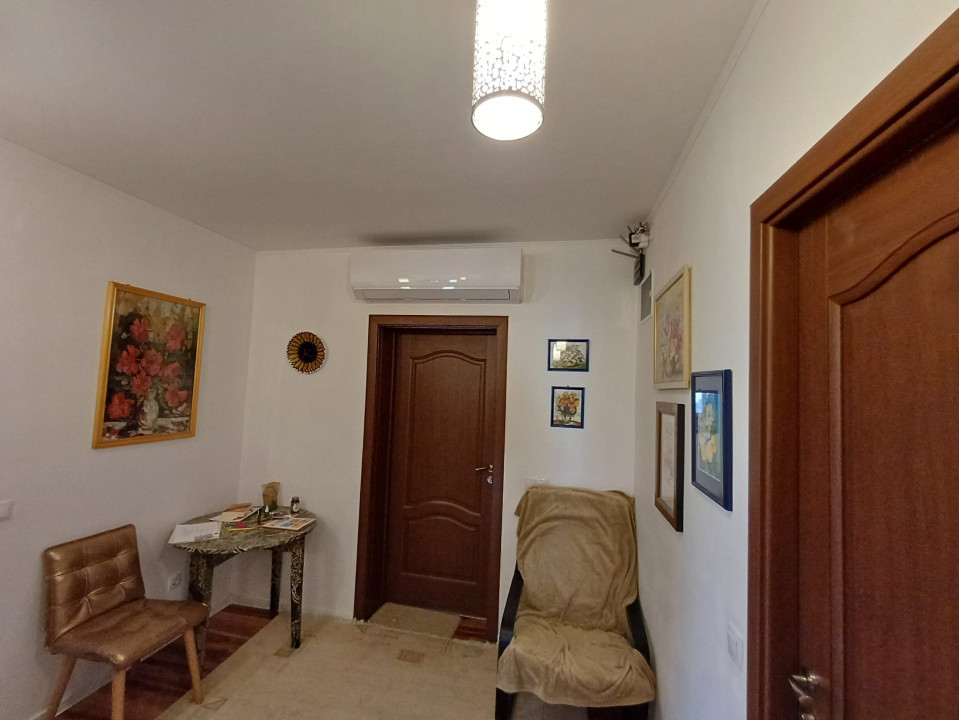 Apartament  7 camere 170 mp, demisol / parter înalt / etaj / mansardă