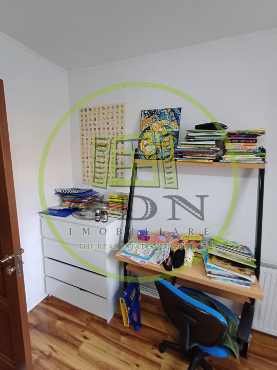 Apartament la casă de vânzare - 7 camere | 170 mp | Strada Lupeni