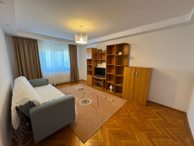 Apartament 2 camere, decomandat, 54mp, cartier Rovine, zona Parculet Rovine