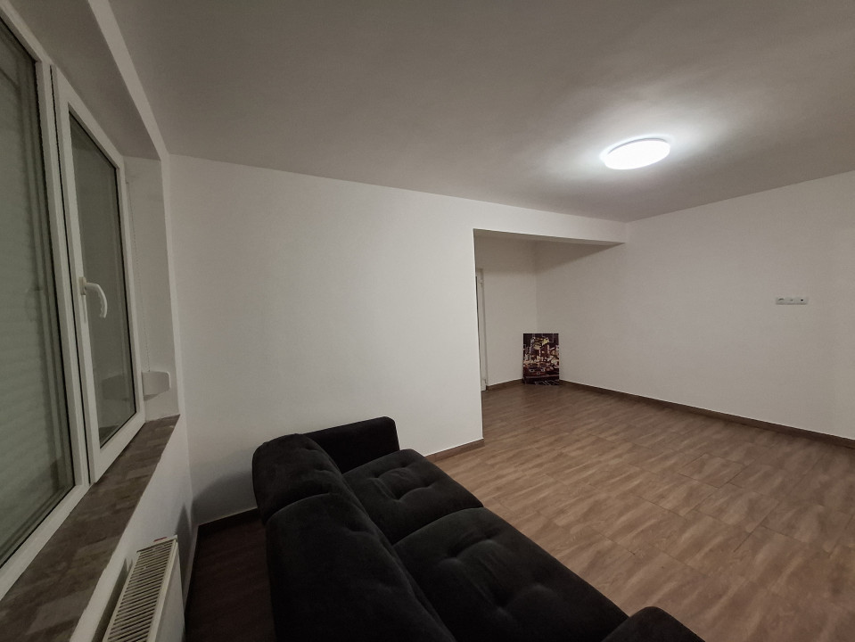 Apartament 2 camere, semi-decomandat, suprafață utilă 50 mp, Rogerius