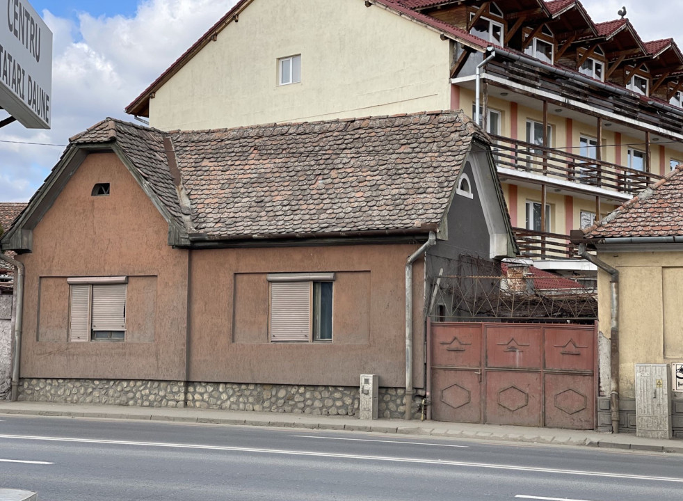 Casa de vanzare, zona Turnisor, 250mp utili