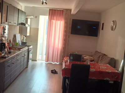 Ocazie! Vânzare apart. cu 2 cam., 40 mp., Florești, 75000 Eur