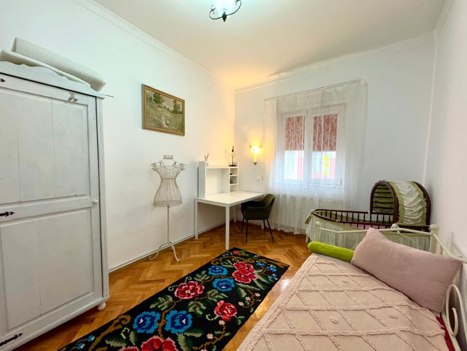 Apartament de inchiriat la casa cu curte