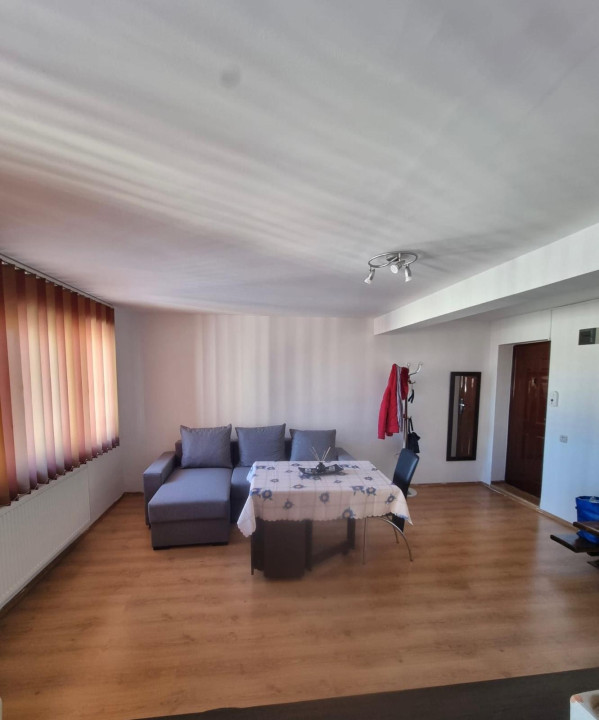 Apartament 3 camere de inchiriat , mansarda - Valea Aurie 