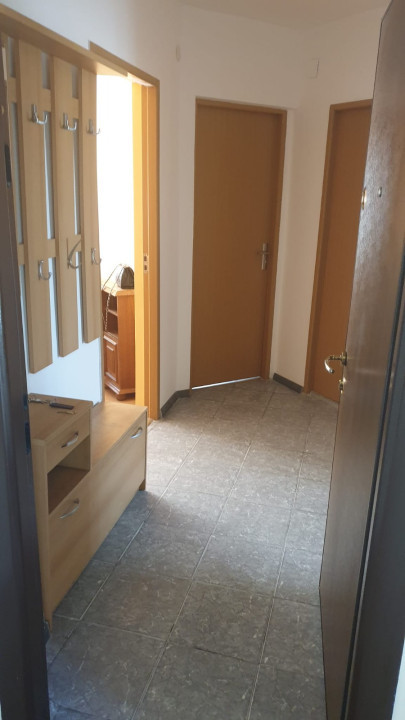 Apartament 2 camere de închiriat-Turnisor 