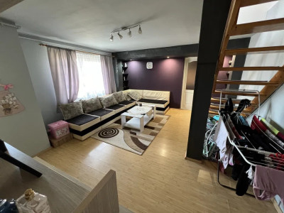 Apartament 2 camere de vanzare, zona Mihai viteazu sibiu 76 mp 