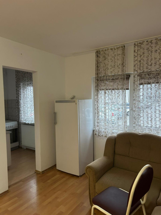 Închiriere apartament cu o cameră, 28 mp., Mănăștur, 320 Eur