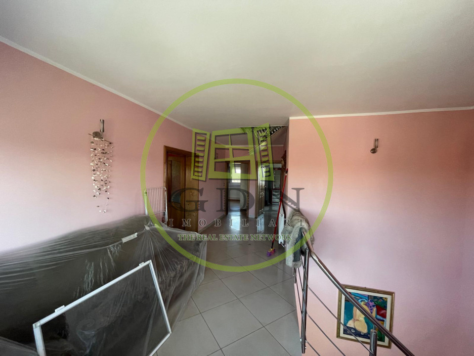 Casă impunătoare D+P+1 cu 709 mp teren și toate utilitățile în Balta Verde