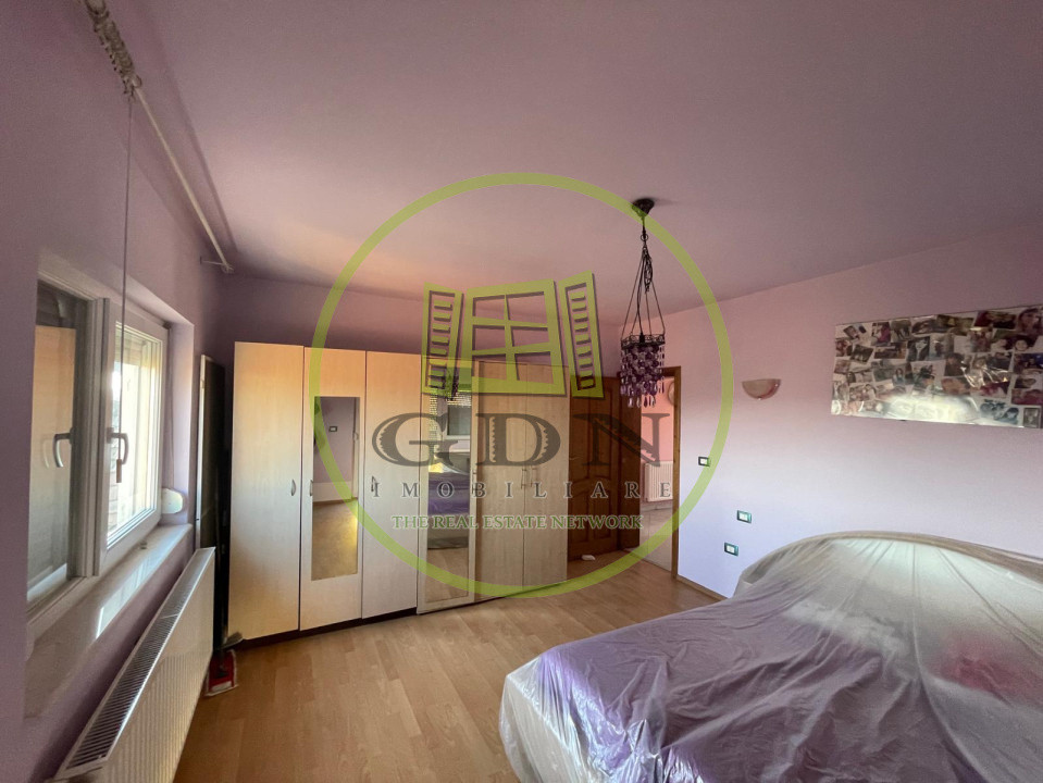 Casă impunătoare D+P+1 cu 709 mp teren și toate utilitățile în Balta Verde