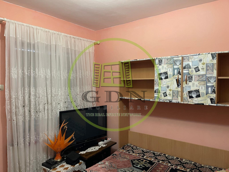 Casă P+1 cu teren de 303mp în apropierea stadionului Ion Oblemenco