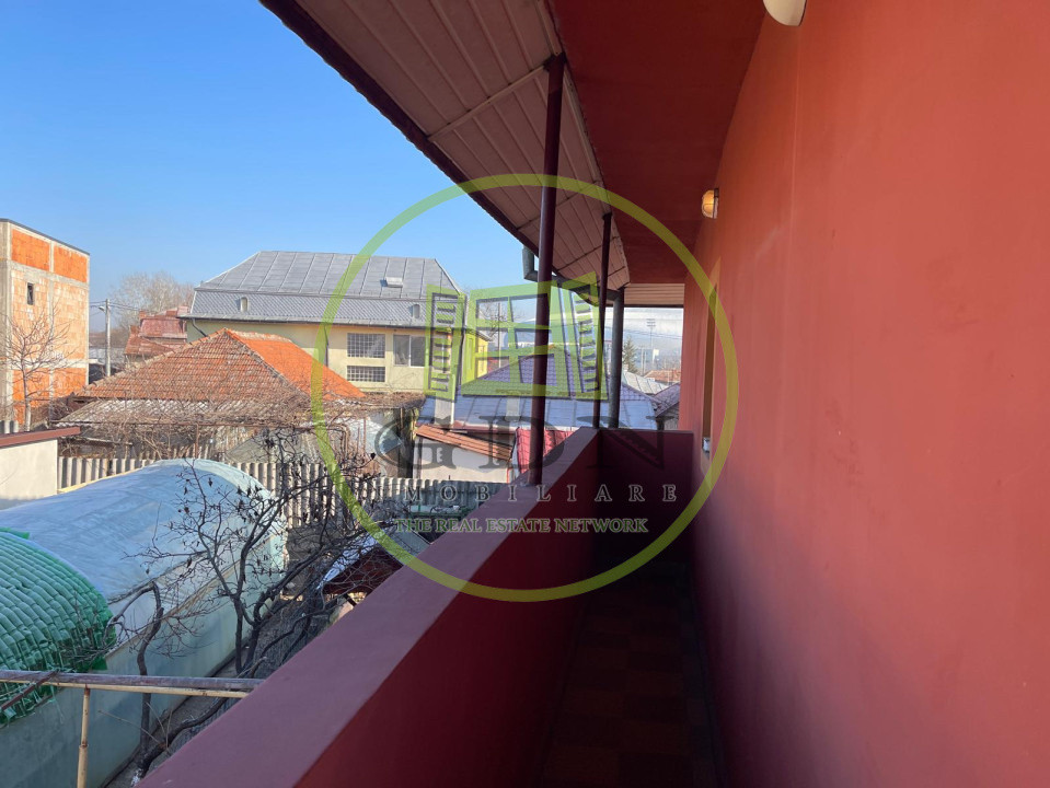 Casă P+1 cu teren de 303mp în apropierea stadionului Ion Oblemenco
