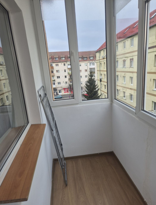 Apartament de inchiriat, 62mp utili, mobilat, utilat, zona Vasile Aaron