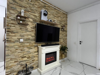 Apartament de vanzare 3 camere + gradina privata 