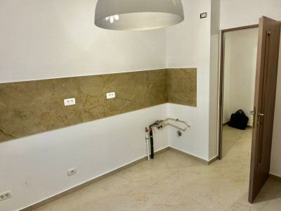 Apartament proaspat renovat, disponibil imediat Piata Resita!