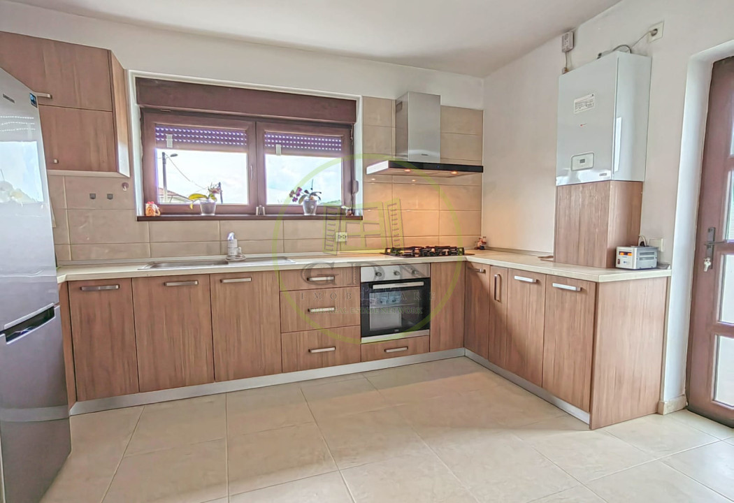 Casa 136mp utili, spre vanzare in zona Bavaria( Casolt)